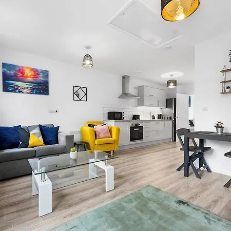 1 Bed Flat, Contractor & Long Stays, Parking Appartement